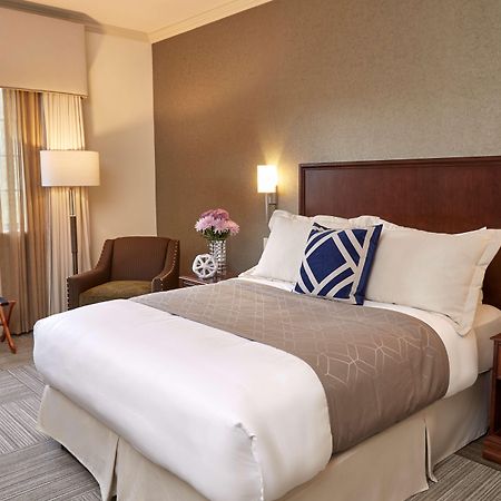 Rizzo Center, A Destination By Hyatt Hotel Chapel Hill Eksteriør billede
